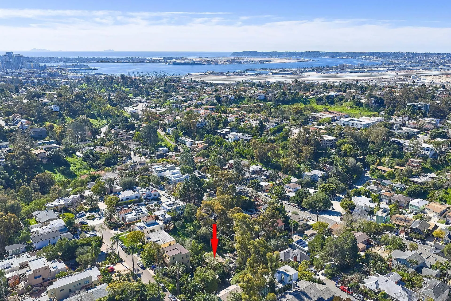 https://cdn.realtyfeed.com/cdn/127/260002062/6aa0497476b126c853e11e1839aabfdd.webp
