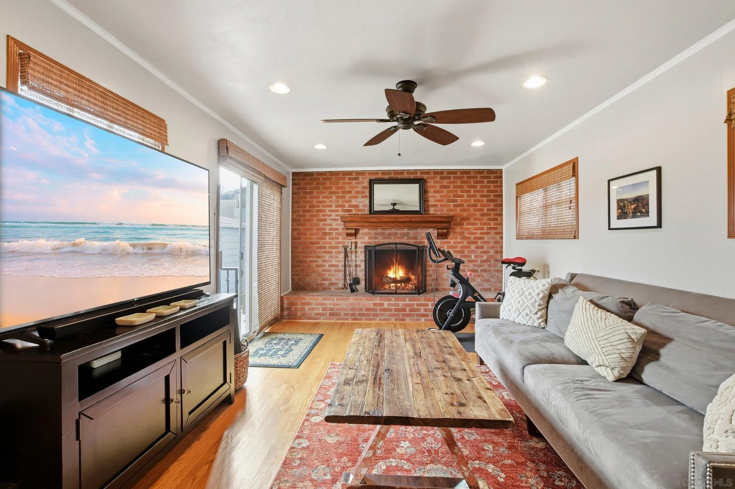 https://cdn.realtyfeed.com/cdn/127/260002064/4c4bcc15a0e69f2944a5f772c0d6425c.webp