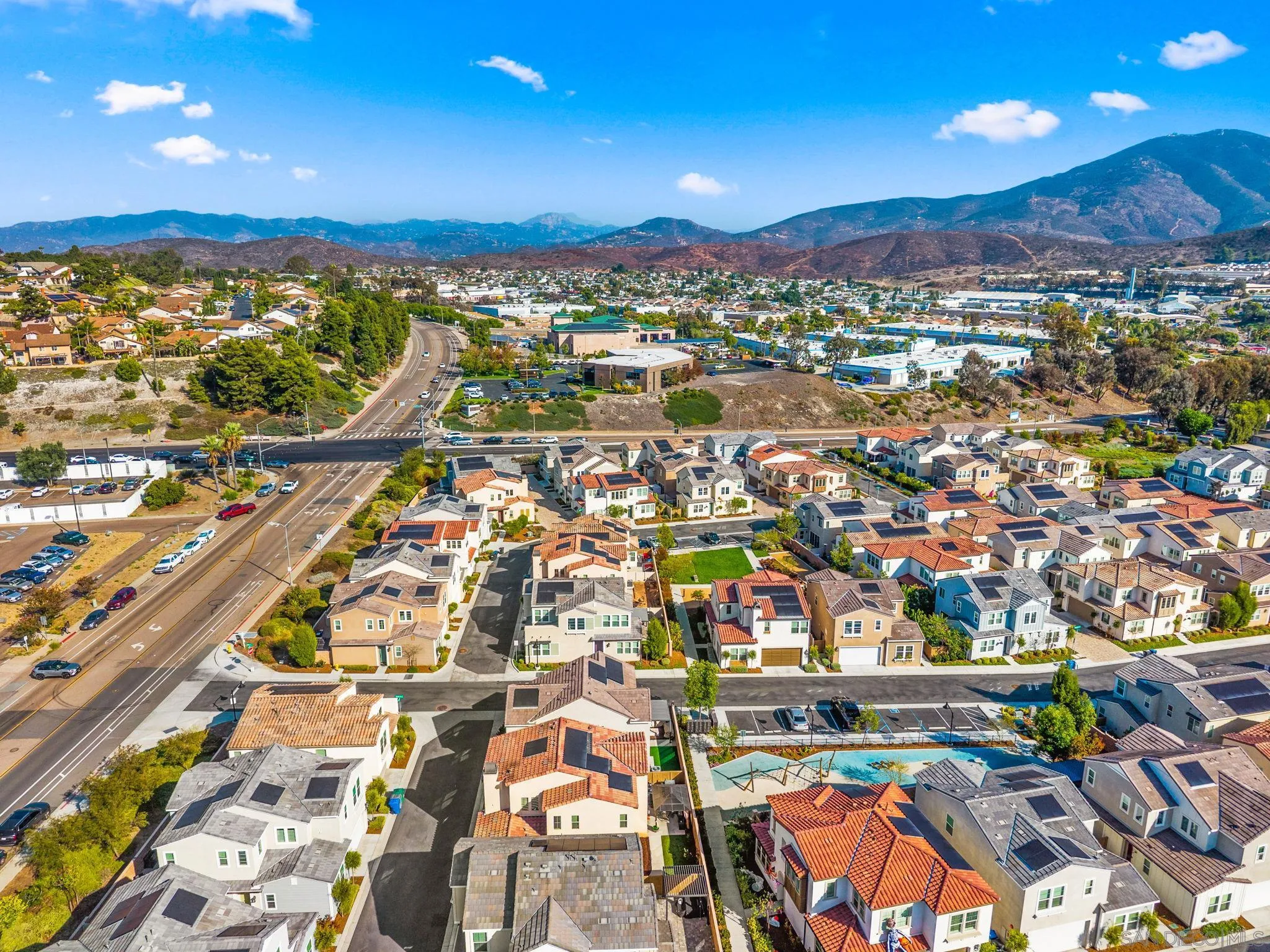 https://cdn.realtyfeed.com/cdn/127/260002065/20d081976bcfd071c80431b93cd08658.webp