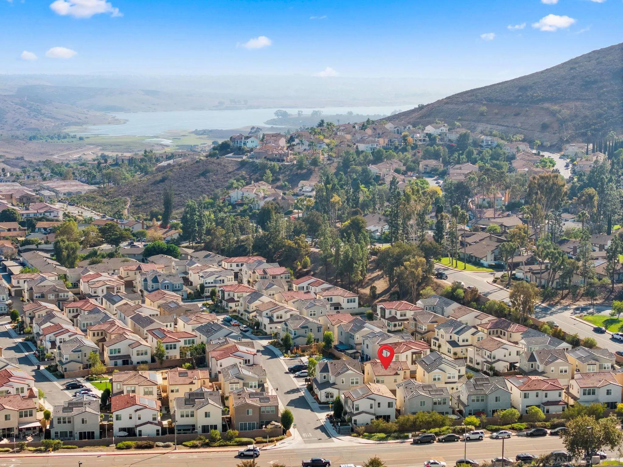 https://cdn.realtyfeed.com/cdn/127/260002065/4a2599c0ae1930808cf54fd5bd0c4730.webp