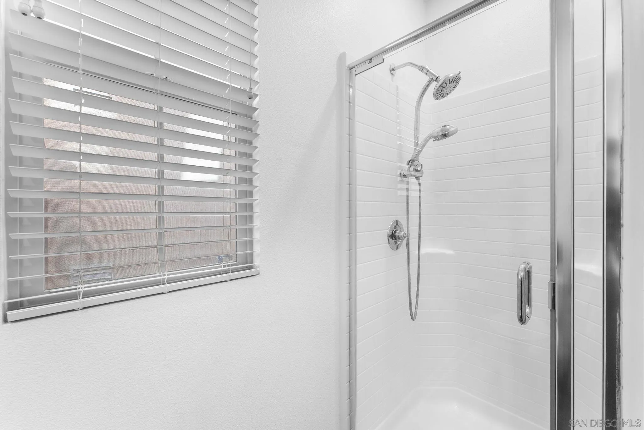 https://cdn.realtyfeed.com/cdn/127/260002065/a57369b48193933c278bdec7e95c2413.webp