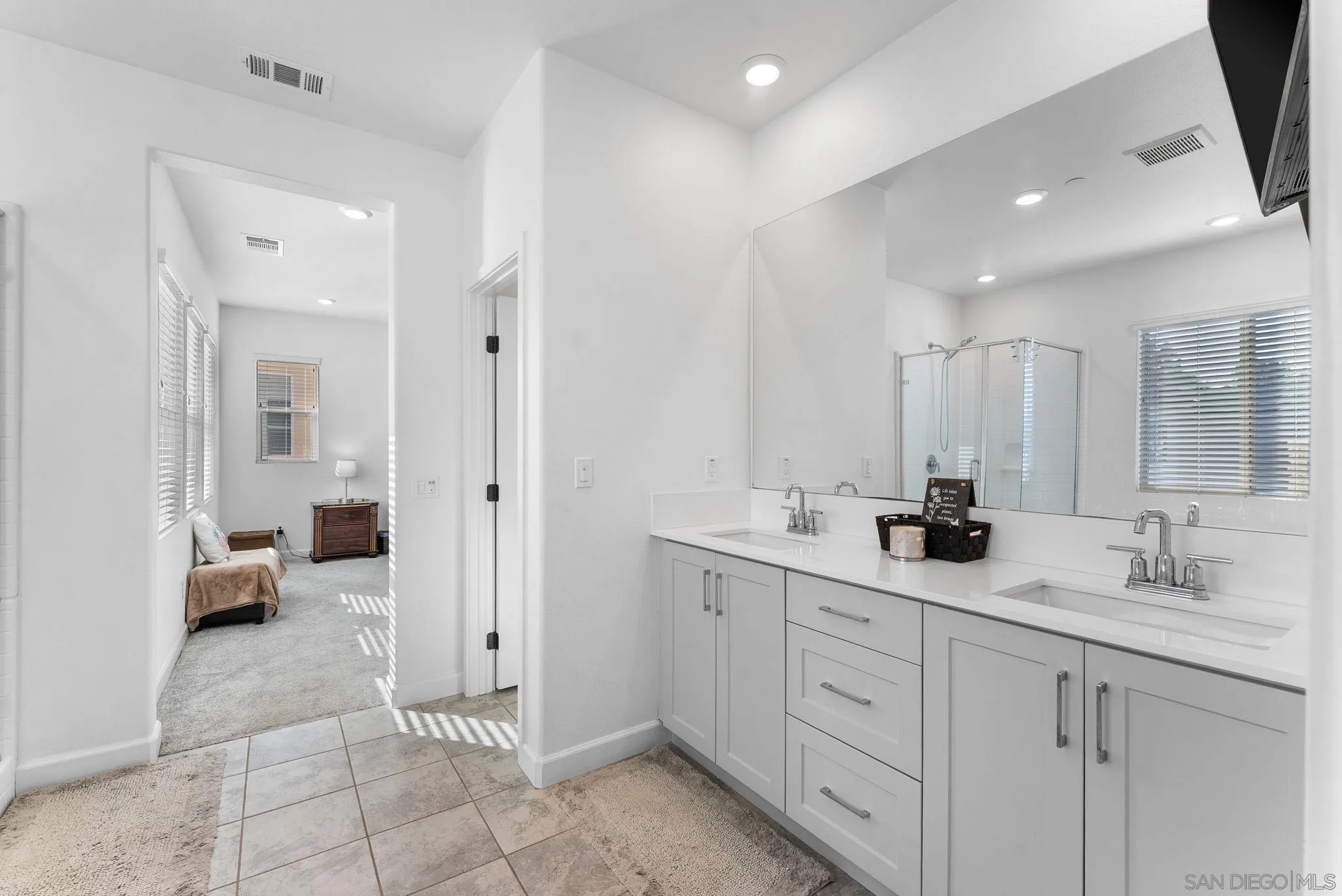 https://cdn.realtyfeed.com/cdn/127/260002065/b2253c75ef6940cca0359944e5c76ae0.webp