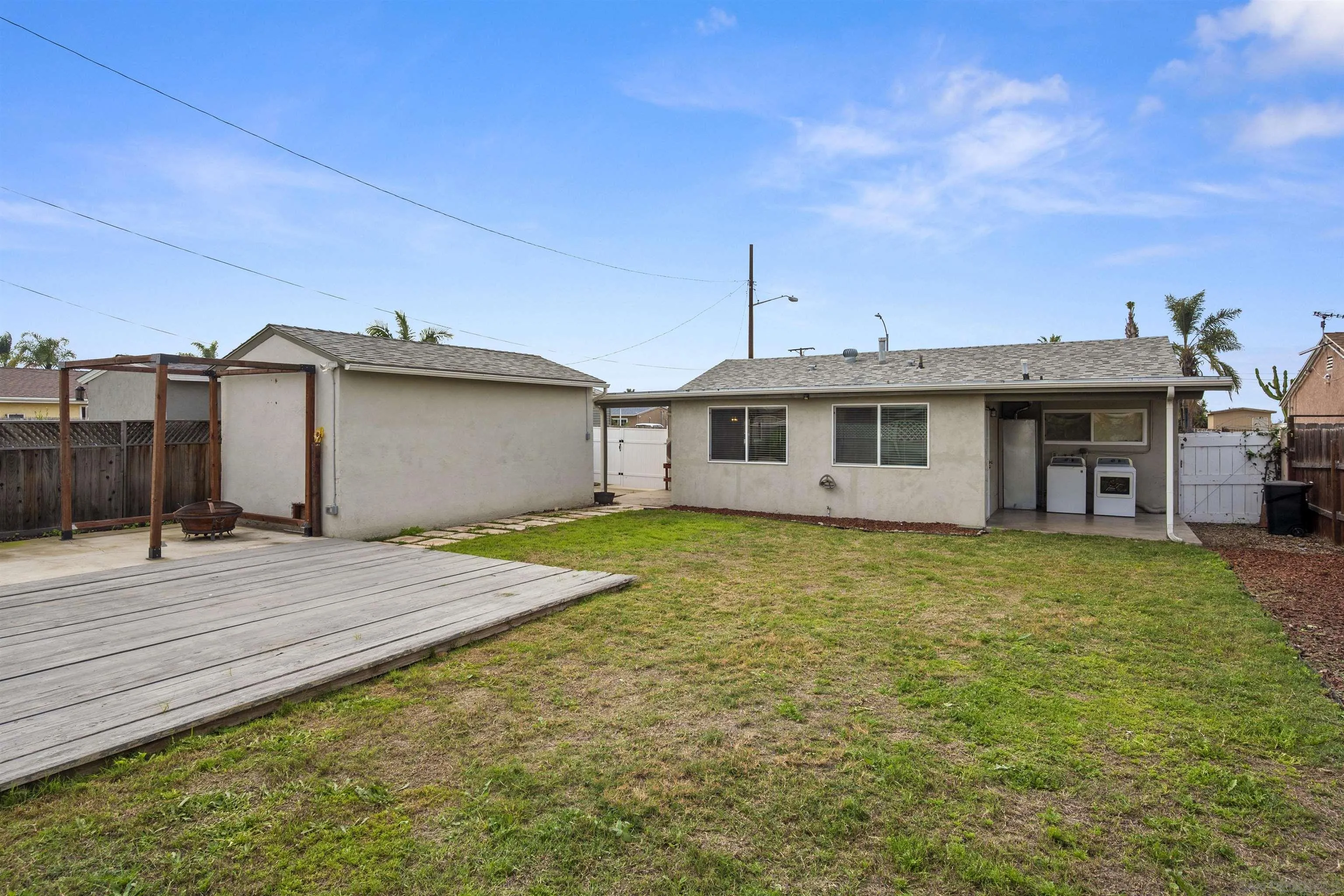 https://cdn.realtyfeed.com/cdn/127/260002069/01b248618cbb9a790f6e89f571746dc2.webp