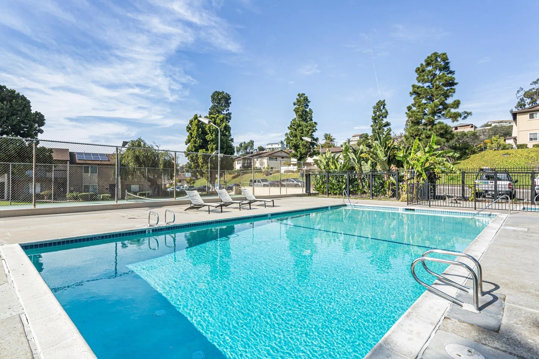 https://cdn.realtyfeed.com/cdn/127/260002071/d736923025c0e839e557b4a27a3fc7fd.webp