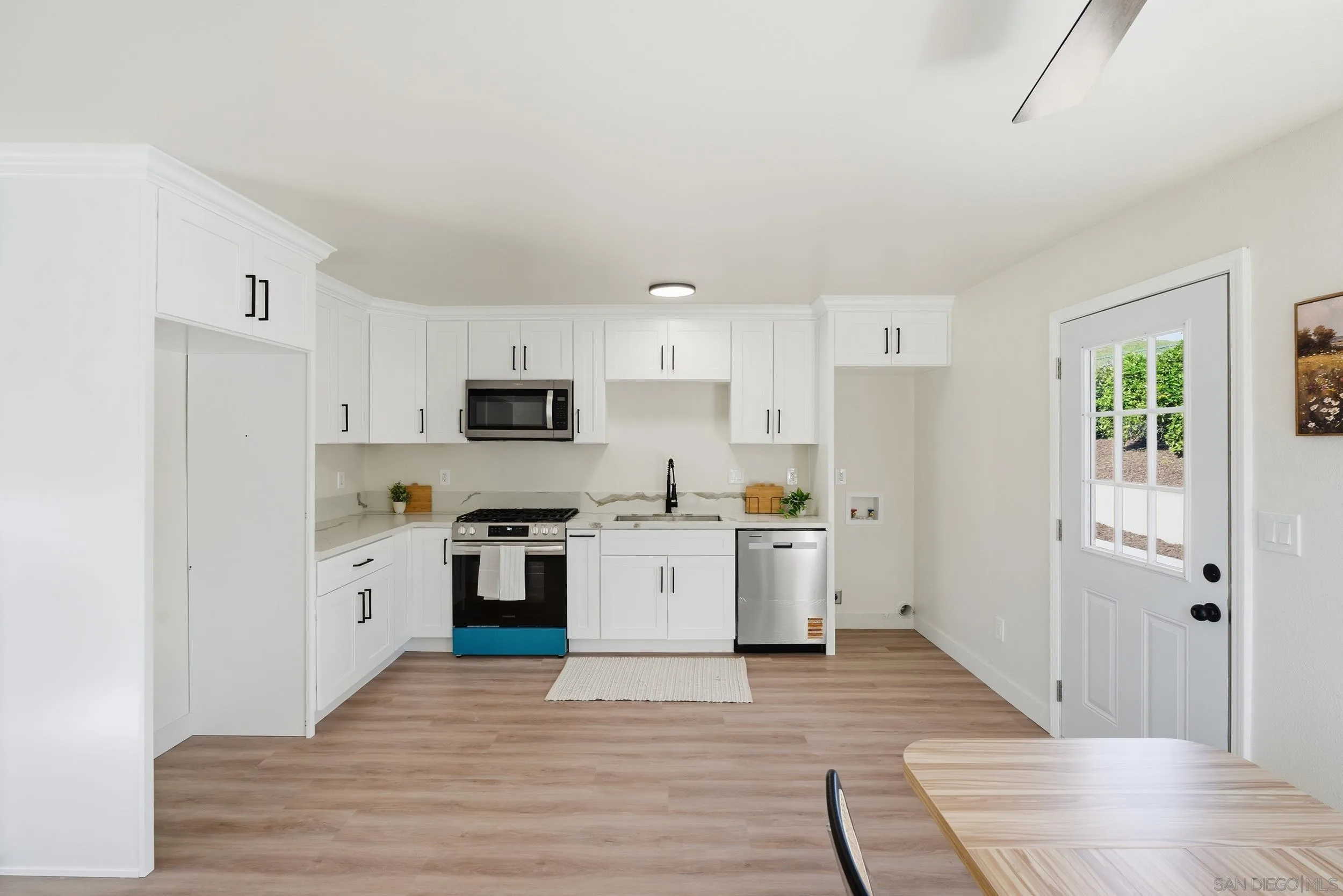 https://cdn.realtyfeed.com/cdn/127/260002072/0f4803f3958f6873b26a195a91159436.webp