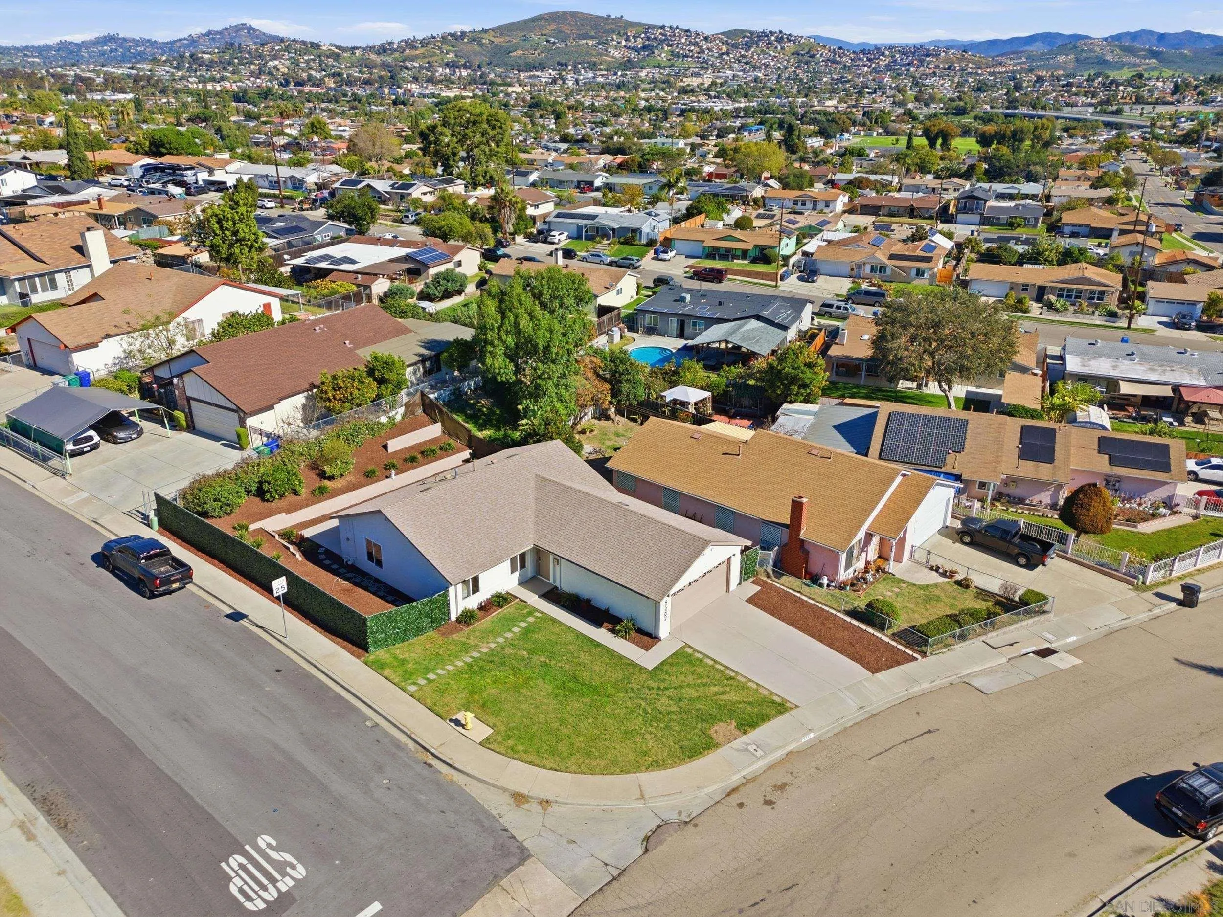 https://cdn.realtyfeed.com/cdn/127/260002072/85574a137b41a856a1a19c6ee9a18881.webp