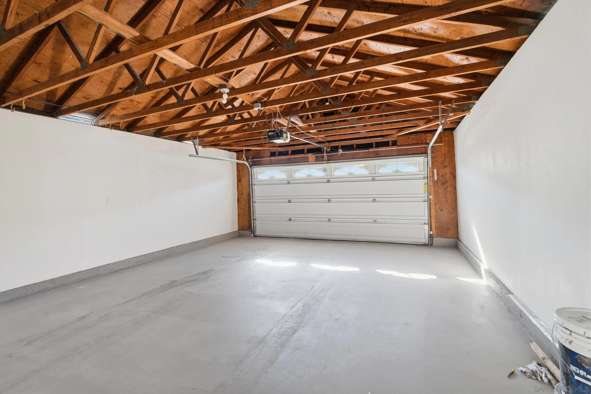 https://cdn.realtyfeed.com/cdn/127/260002072/a11efe21edf81f0a9a7b6b434c809d24.webp