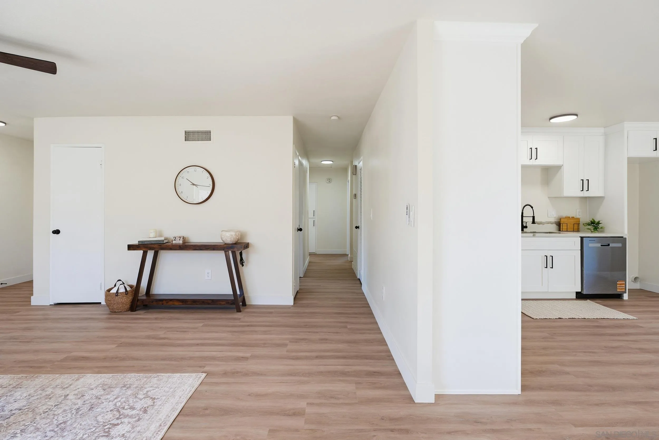 https://cdn.realtyfeed.com/cdn/127/260002072/c76911d722e6d7be9a1226b16e6078be.webp