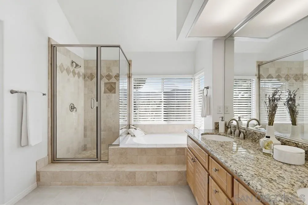 https://cdn.realtyfeed.com/cdn/127/260002082/96fe5251508d806e43cd0ef84e966f67.webp
