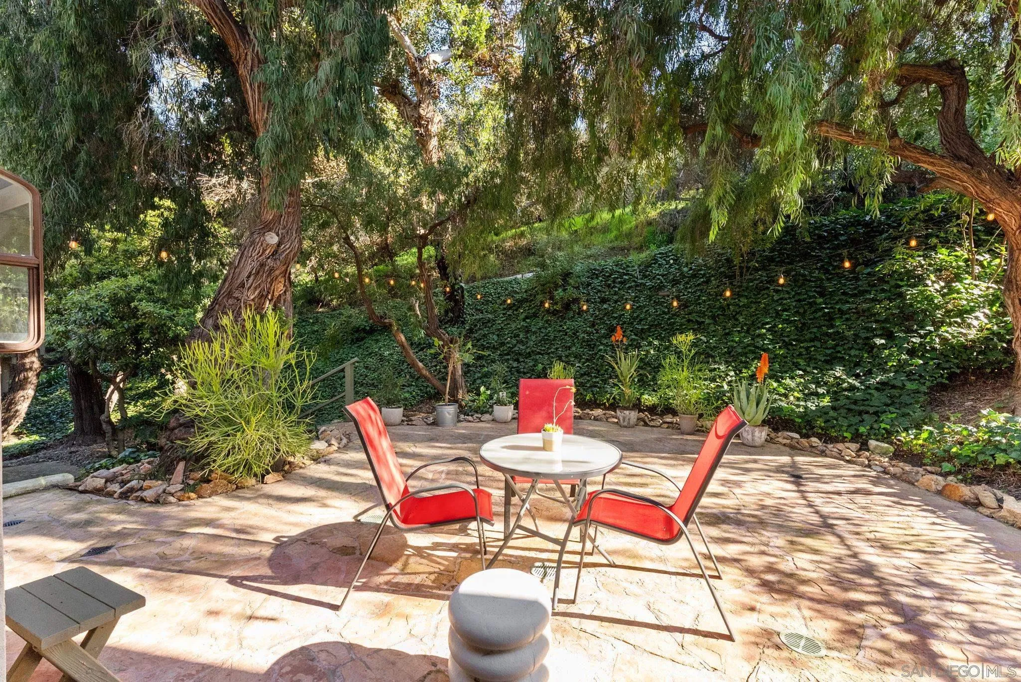 https://cdn.realtyfeed.com/cdn/127/260002084/322b7465d337043392b5c9b13ae697de.webp