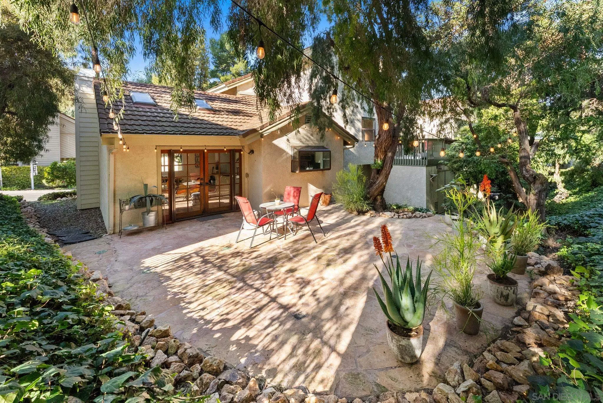 https://cdn.realtyfeed.com/cdn/127/260002084/a7215036d11b3e1b75819a73a2c068b4.webp