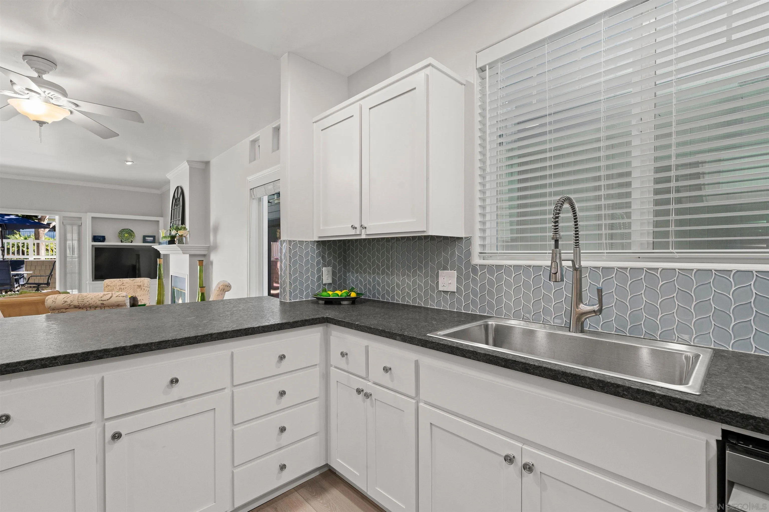 https://cdn.realtyfeed.com/cdn/127/260002090/5891c965a7b39ced1e0a94055c947dfc.webp