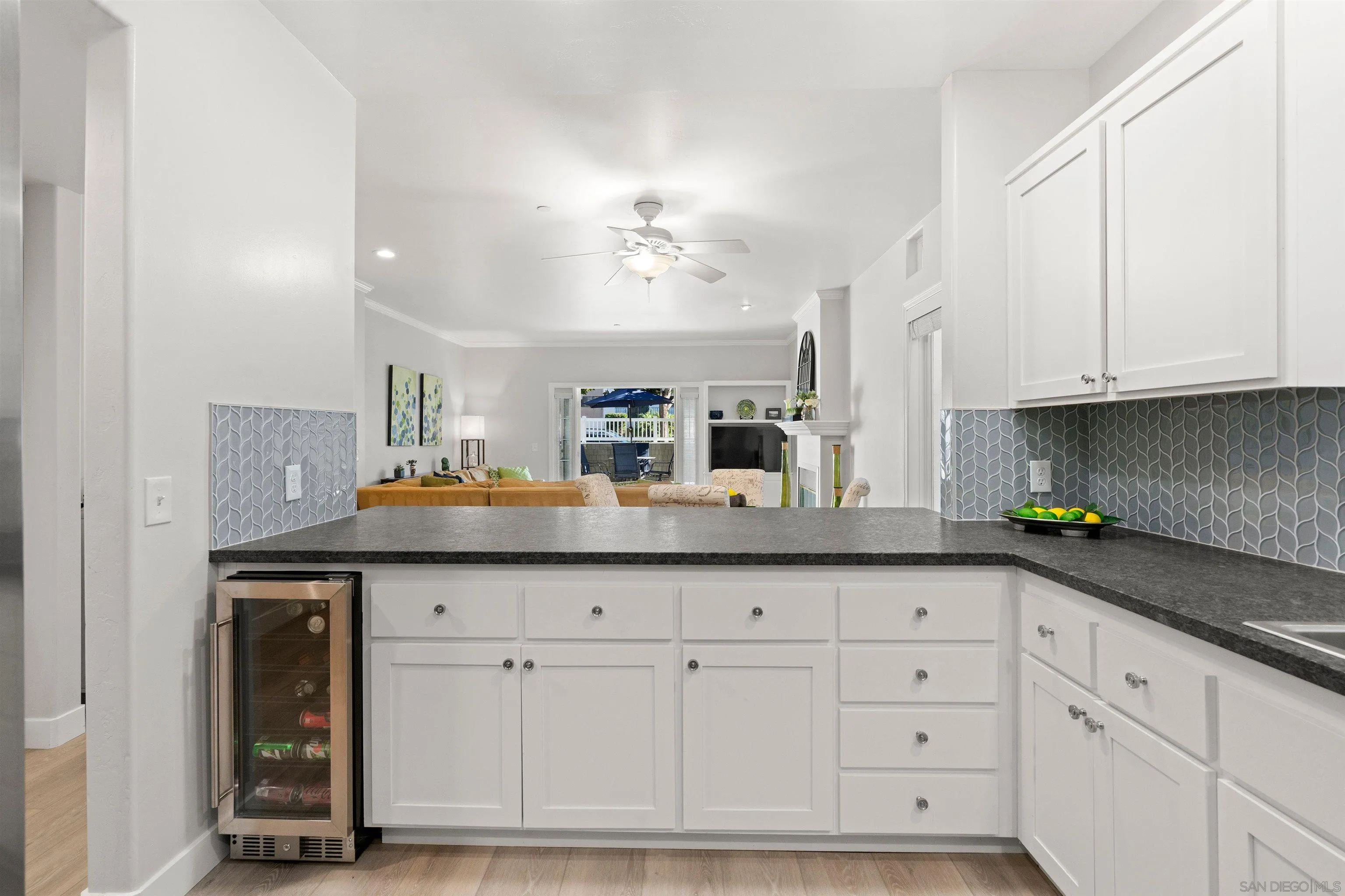 https://cdn.realtyfeed.com/cdn/127/260002090/efc9229c2185e8dd1e59de23bdf60758.webp