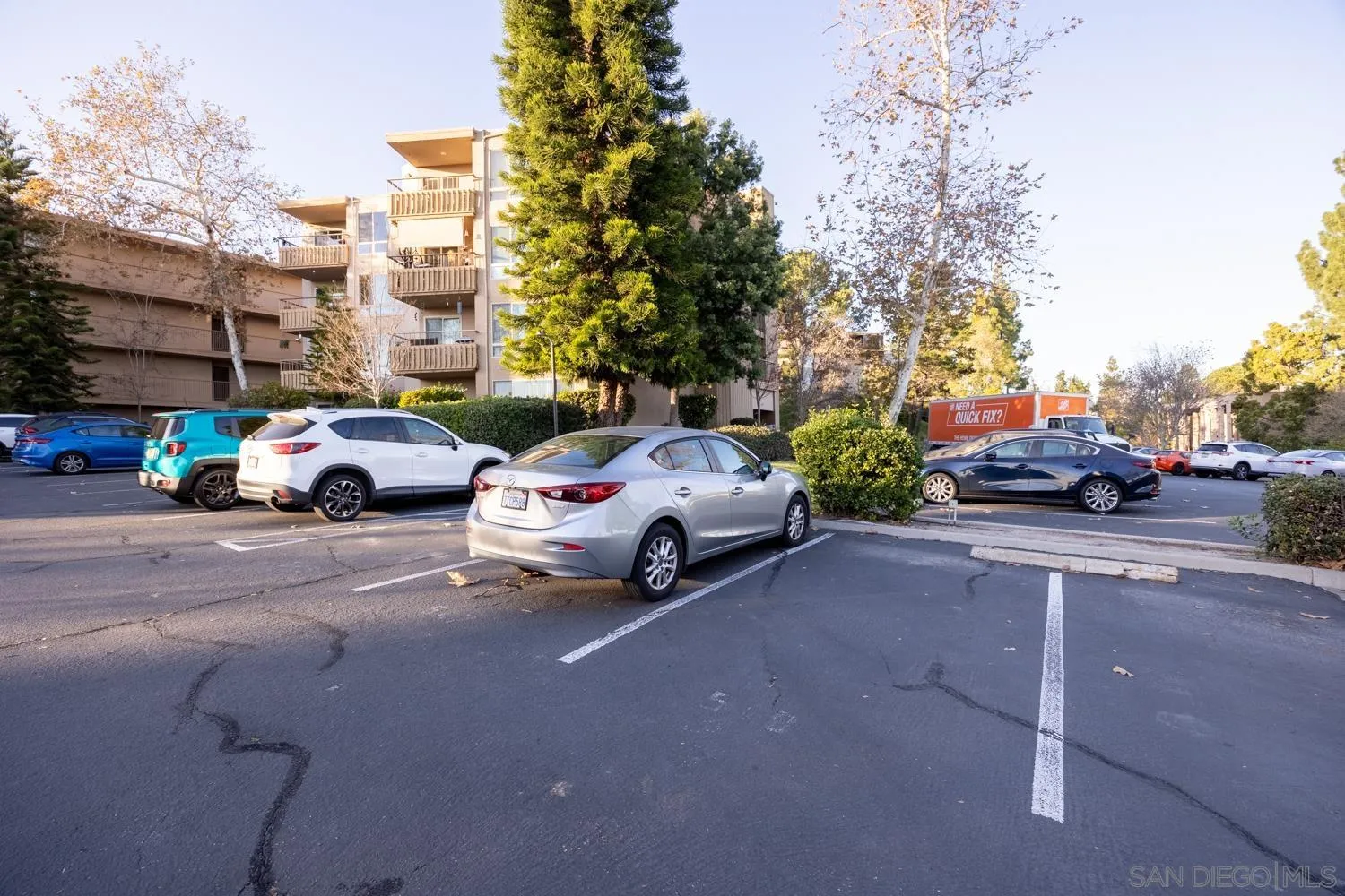 https://cdn.realtyfeed.com/cdn/127/260002095/344143f0947be257bb4a572320d3f42f.webp