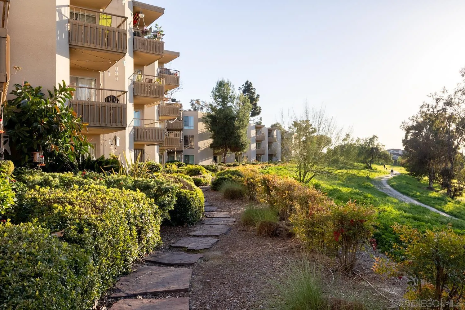 https://cdn.realtyfeed.com/cdn/127/260002095/8712b696b954e0f4c07eb8745fb333ad.webp