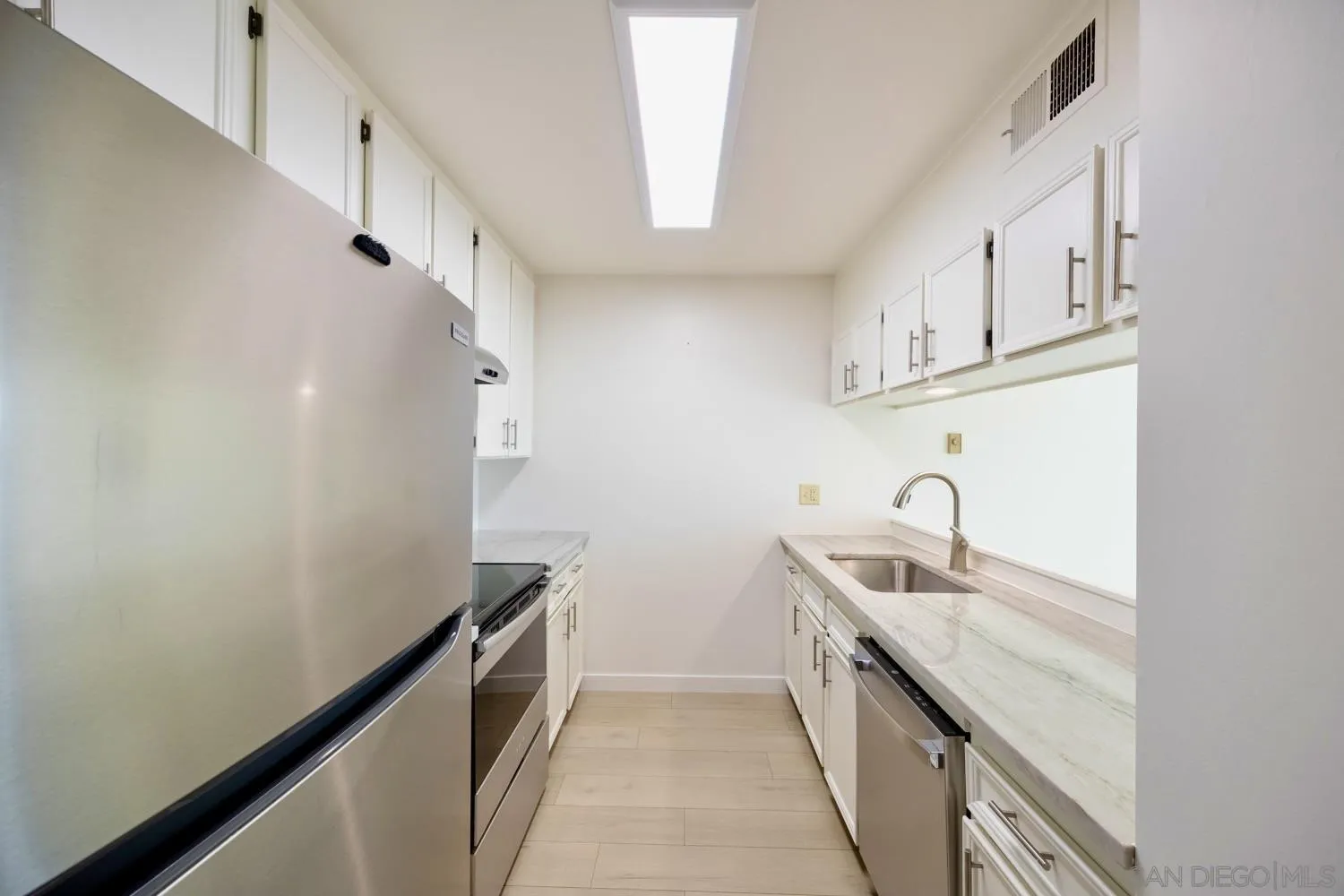 Photo #15: 260002095 Listing: Photo #15