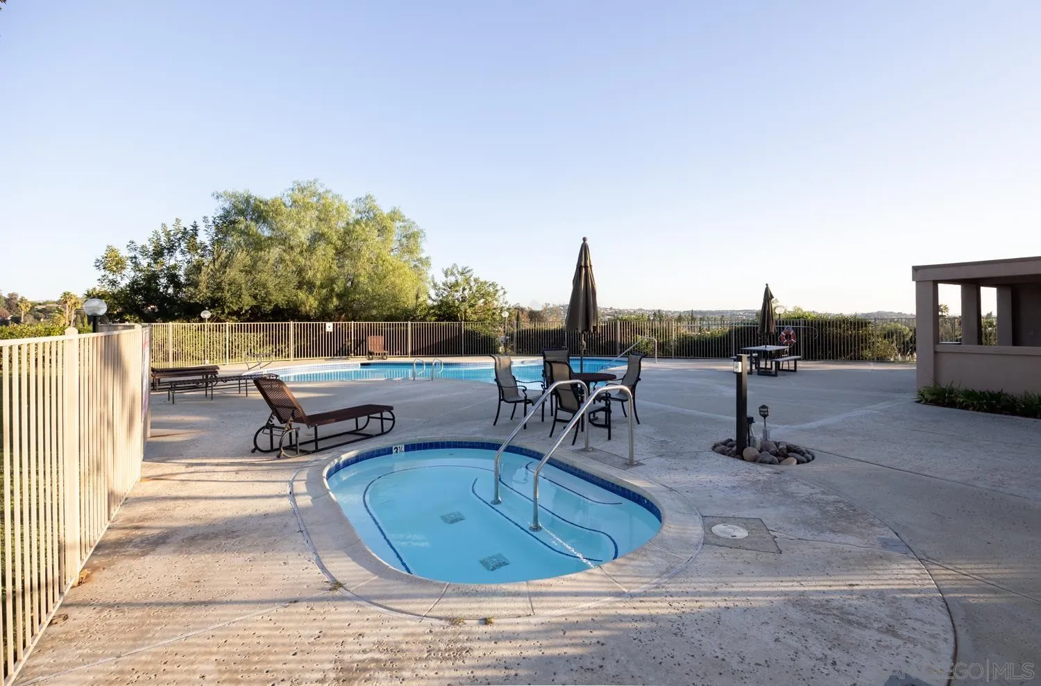 https://cdn.realtyfeed.com/cdn/127/260002095/de8663e431069ac23d00b00637f819c7.webp