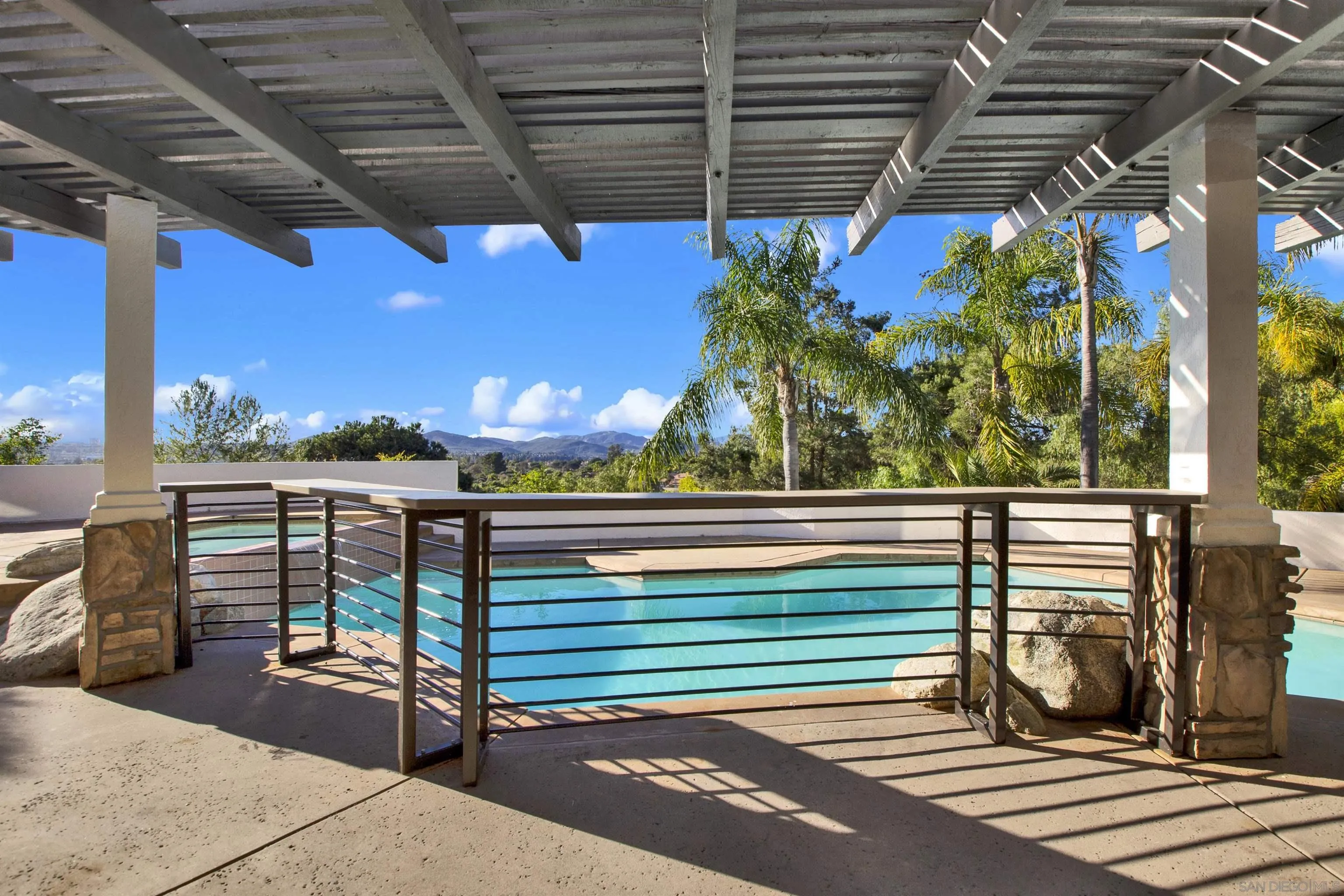 https://cdn.realtyfeed.com/cdn/127/260002099/be4419cb3802f396195a1892d3f6cce1.webp
