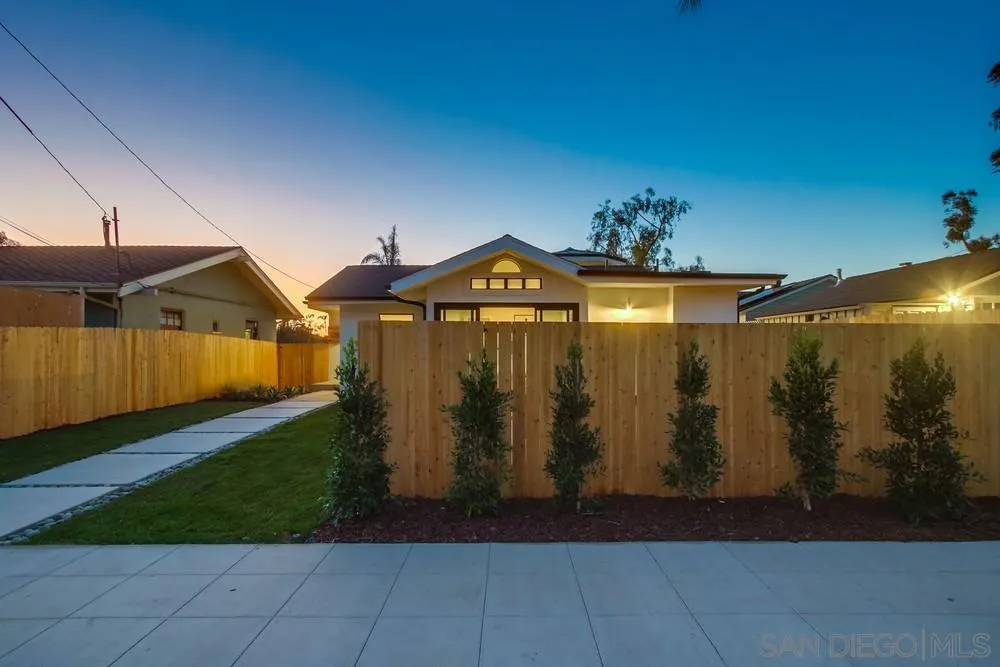 https://cdn.realtyfeed.com/cdn/127/2600021/d4081213e66ba81f3a7931806728d1fd.webp