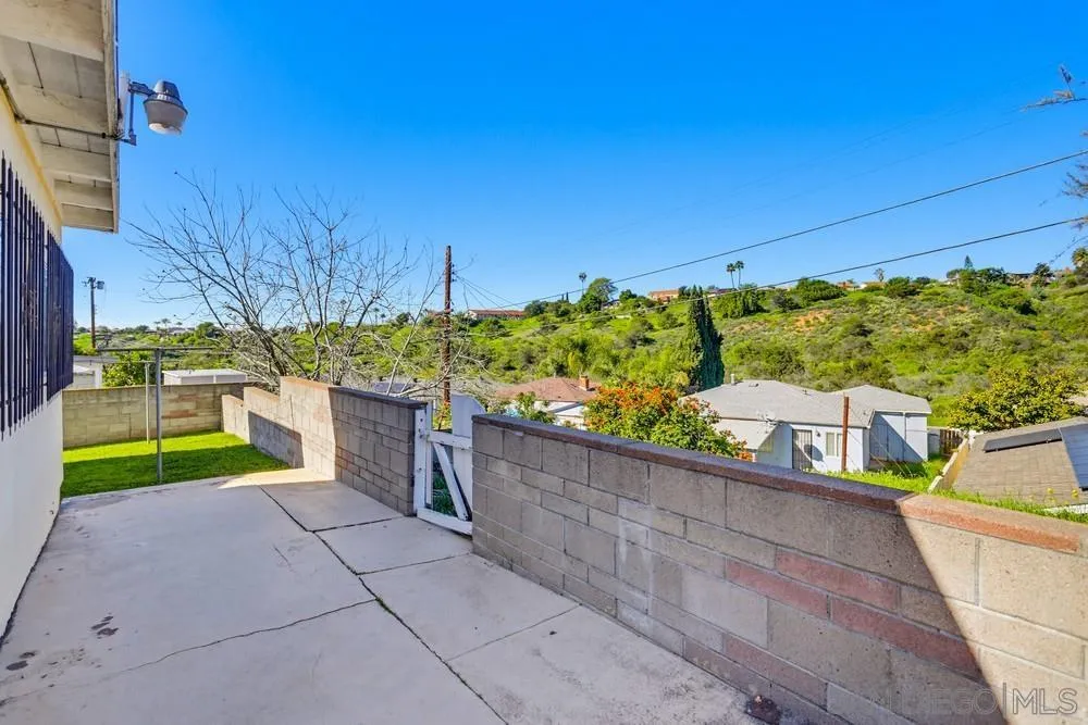 https://cdn.realtyfeed.com/cdn/127/260002100/947d551b91a15dc4030d452123cdf1ae.webp