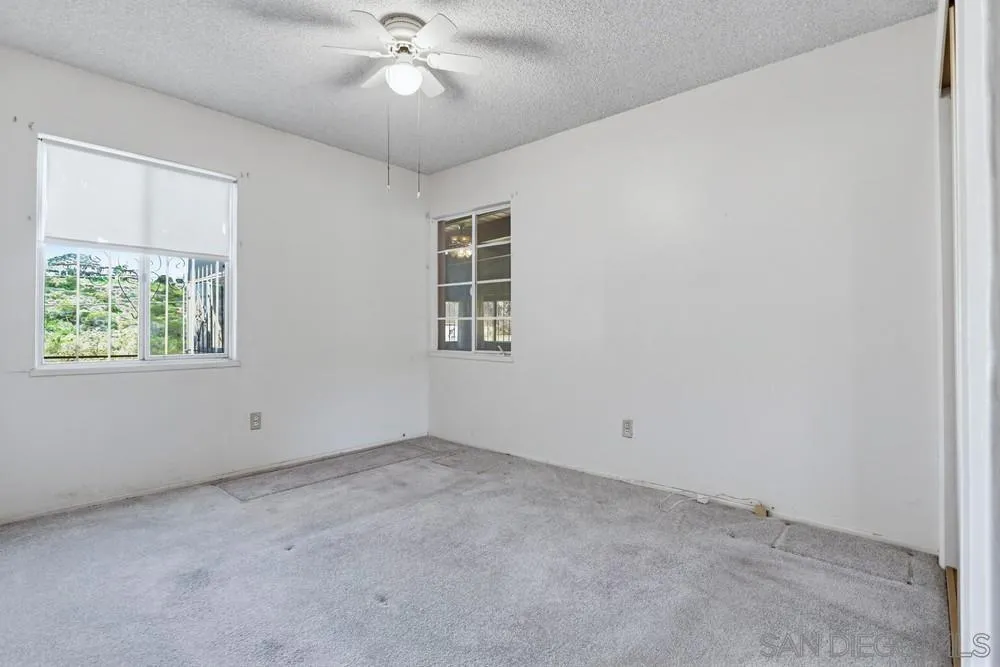 https://cdn.realtyfeed.com/cdn/127/260002100/d105c179c31a0f99a6a1f0173fd04abe.webp
