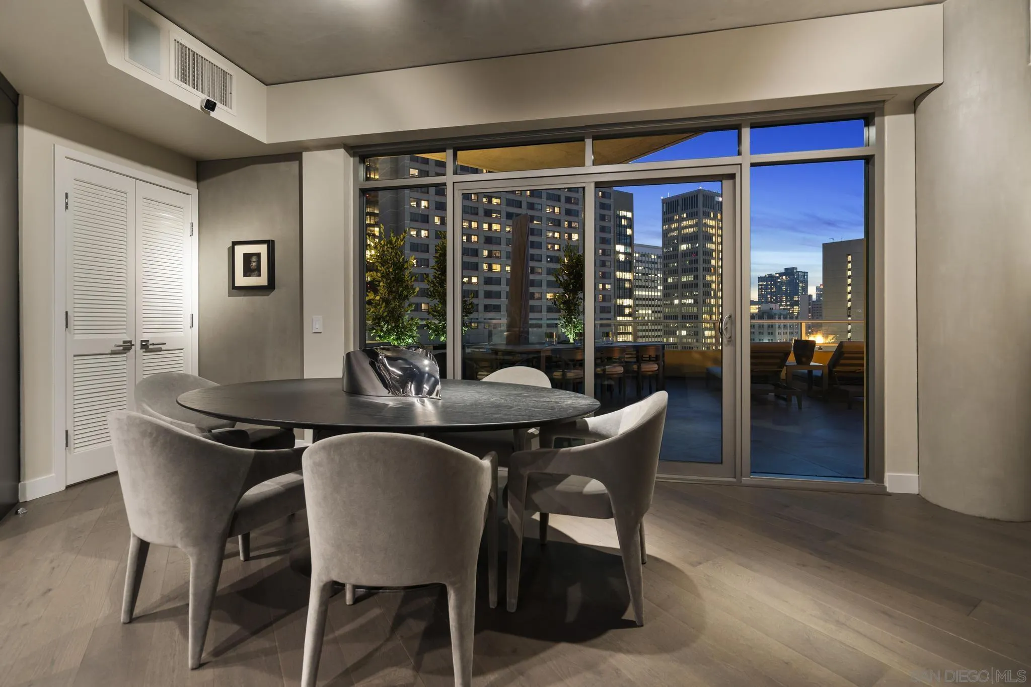 Photo #6: 260002103 Listing: Photo #6