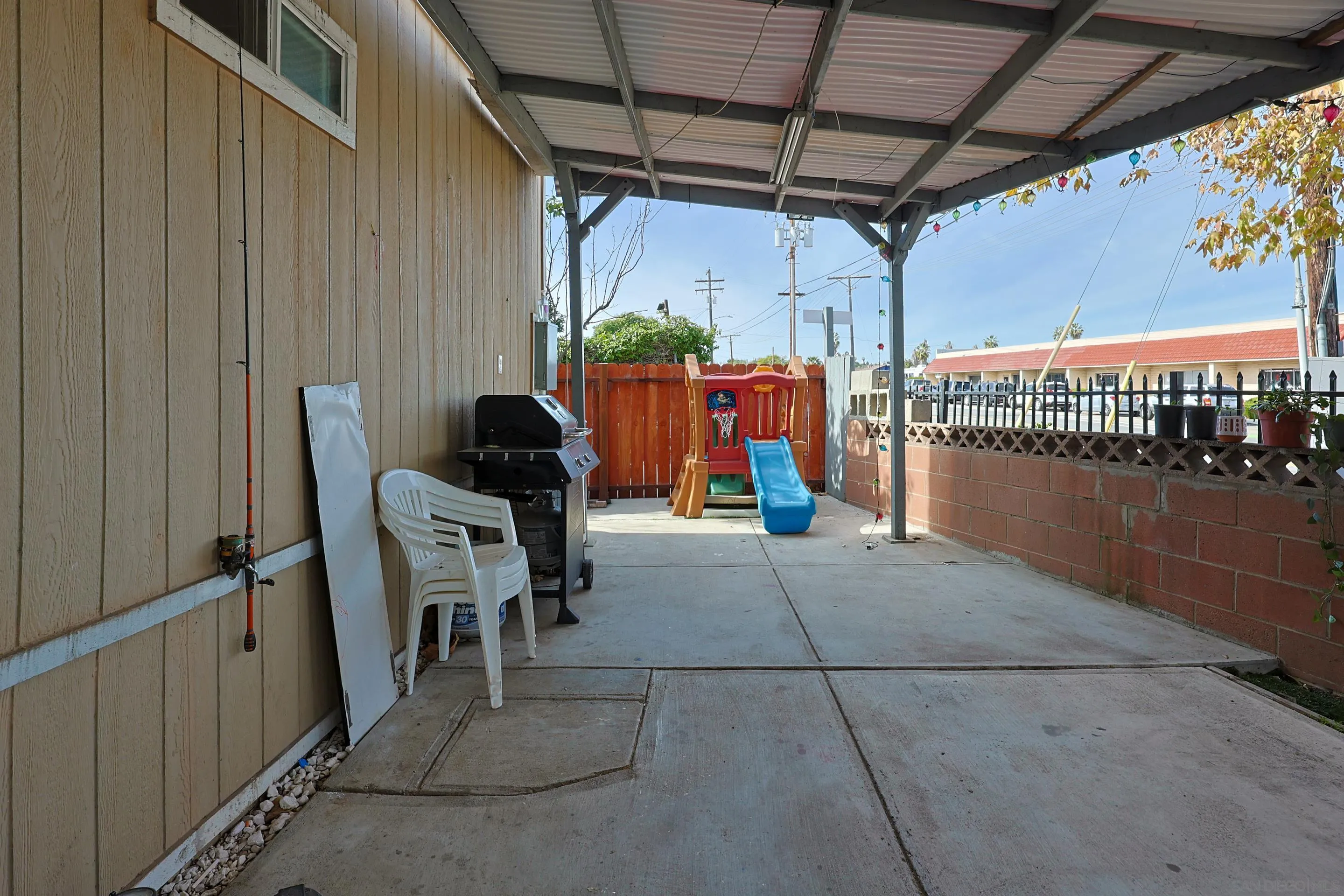 https://cdn.realtyfeed.com/cdn/127/260002106/2ea442b1a62558d6b7414f120e3f5b8c.webp