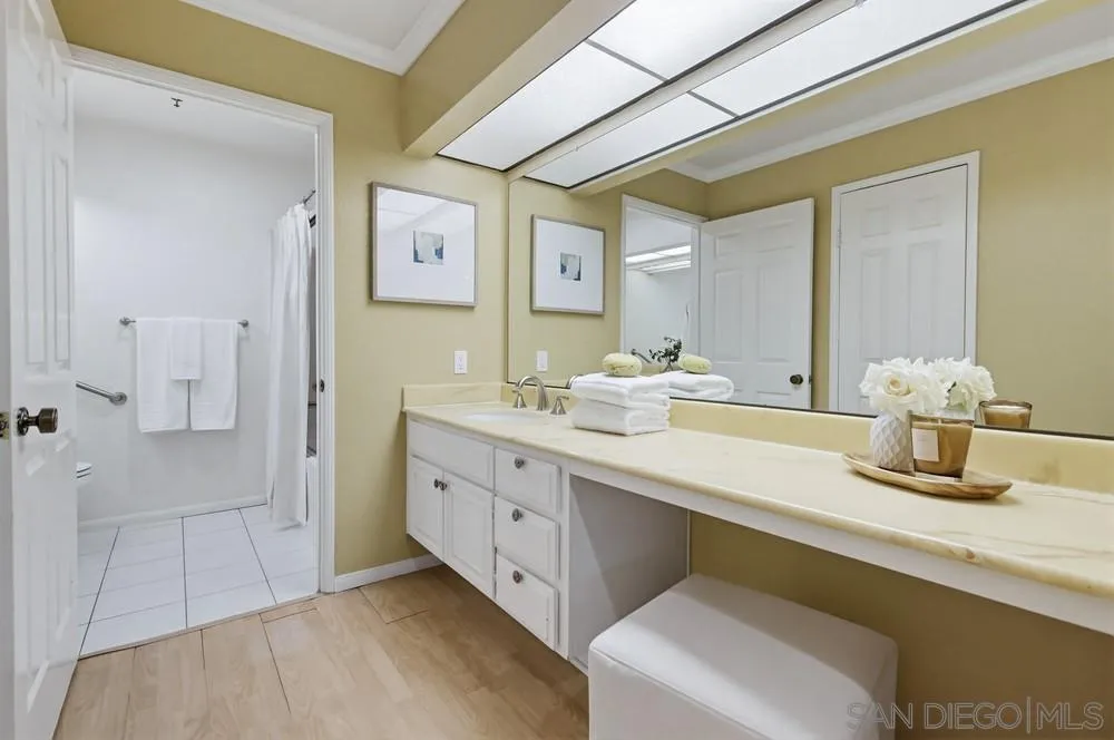 Photo #23: 260002115 Listing: Photo #23