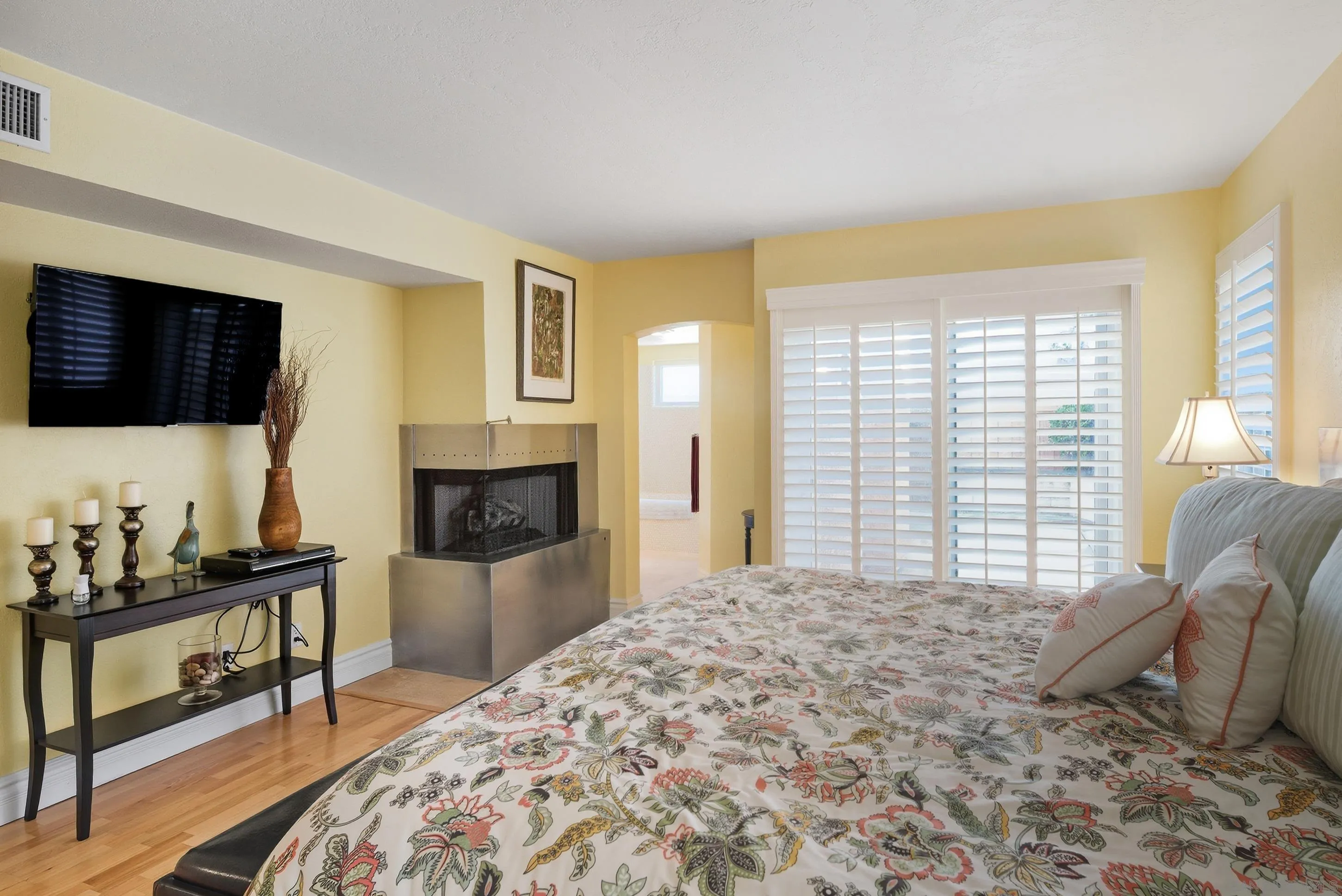 https://cdn.realtyfeed.com/cdn/127/260002118/7071e96b5ab1ebe71b39ad925920a209.webp