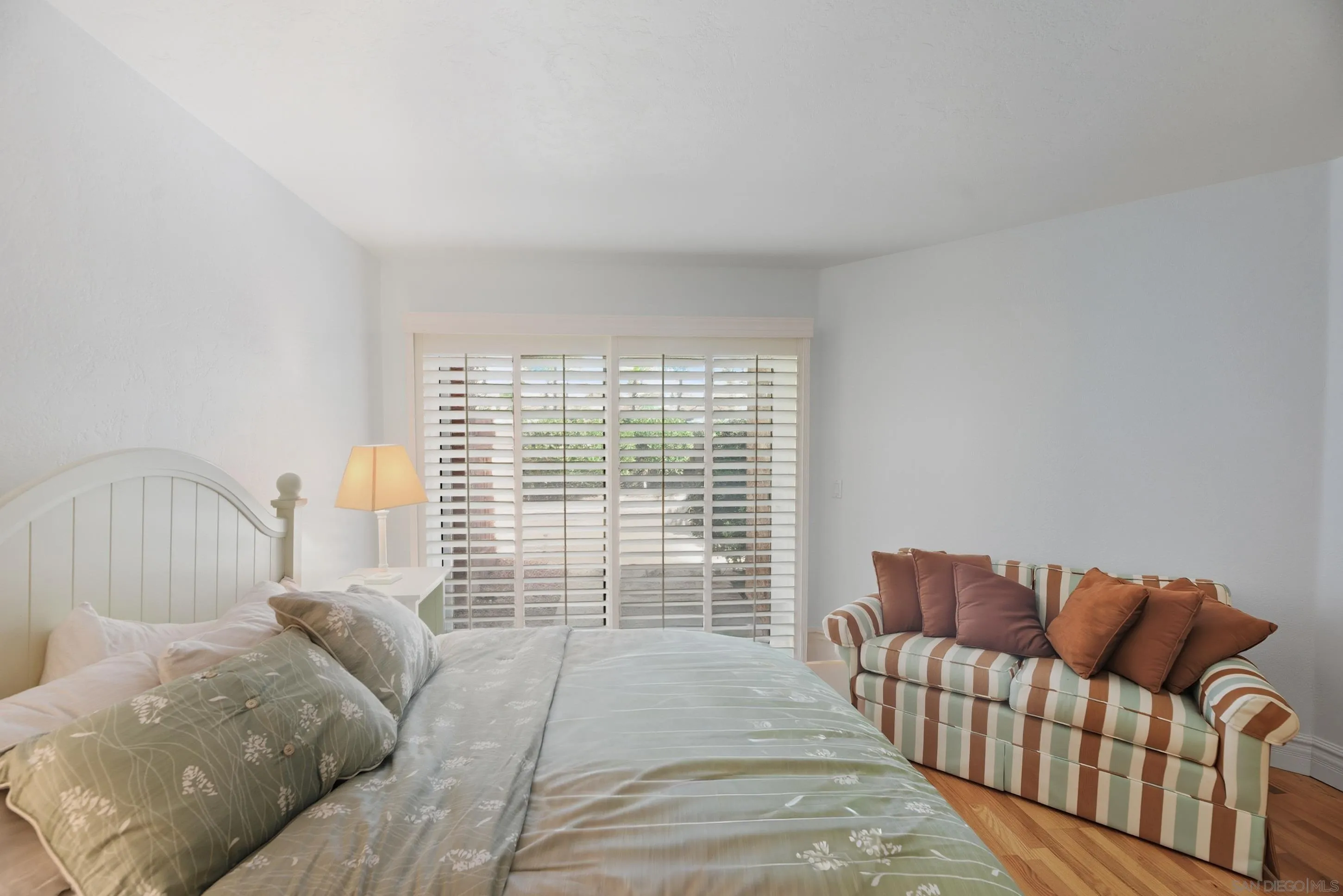https://cdn.realtyfeed.com/cdn/127/260002118/ddd228e9a13204b1f158db01e2635baf.webp