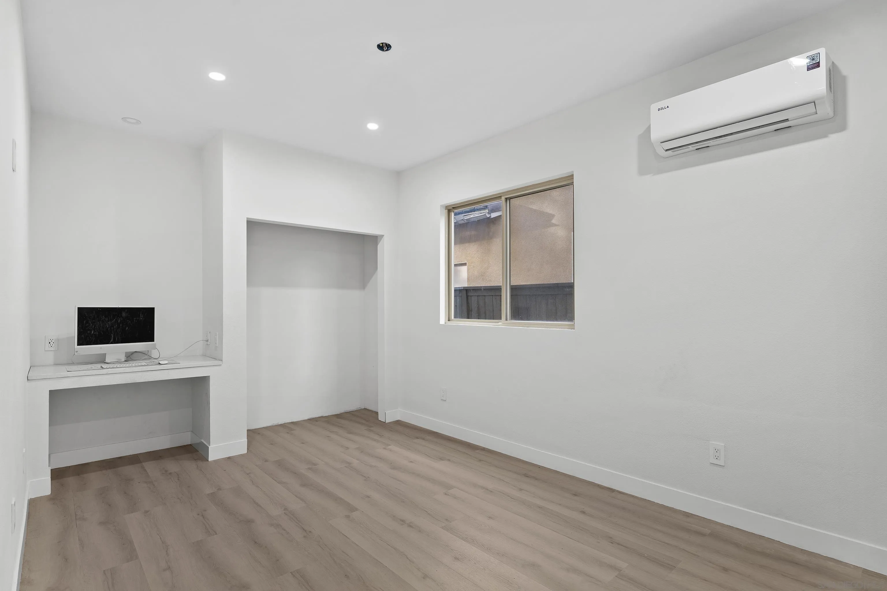 https://cdn.realtyfeed.com/cdn/127/260002123/a3a04ab267eb0a5072b0793bba6ad235.webp
