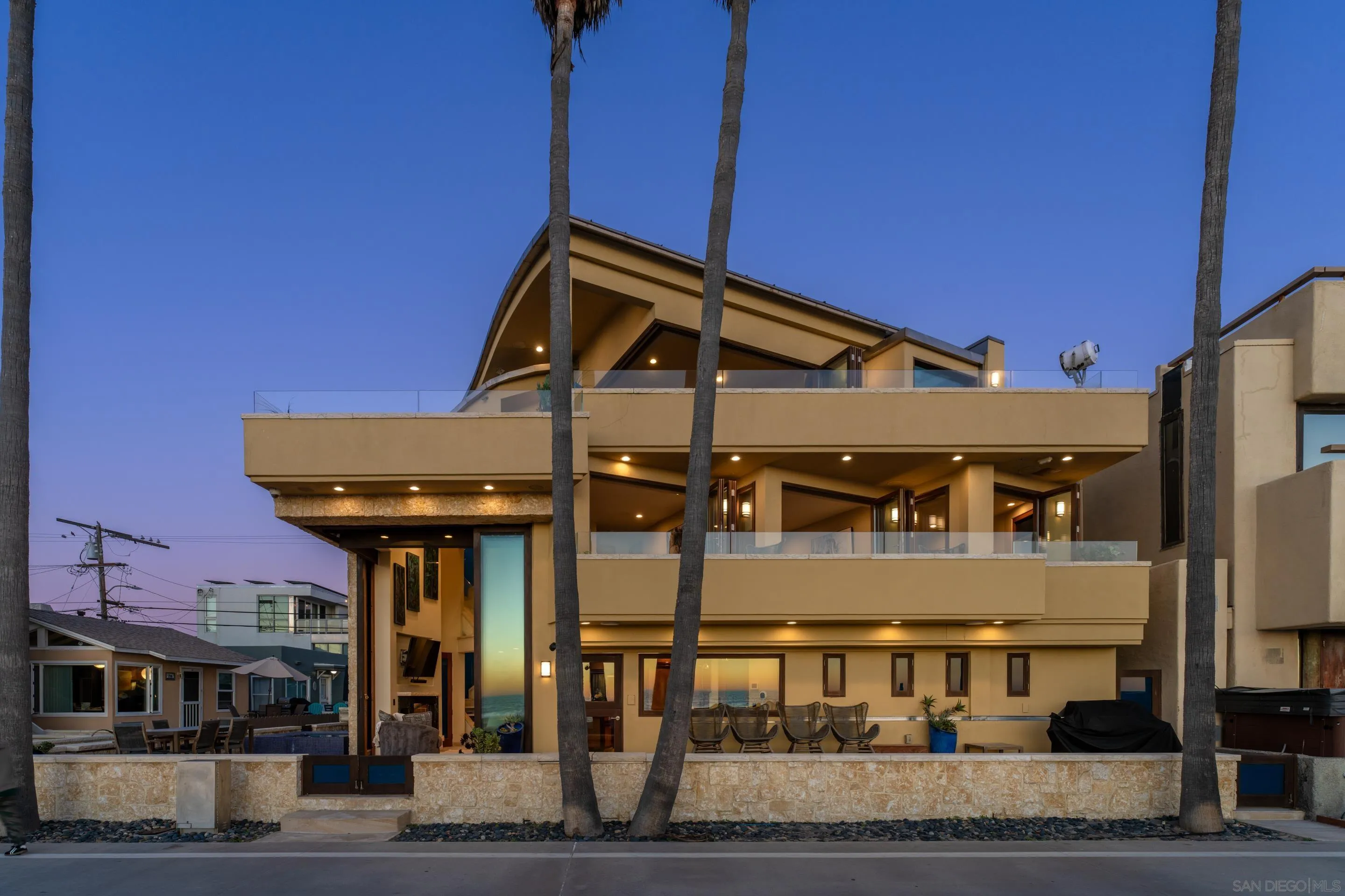 3921 Ocean Front Walk, San Diego, CA, 92109