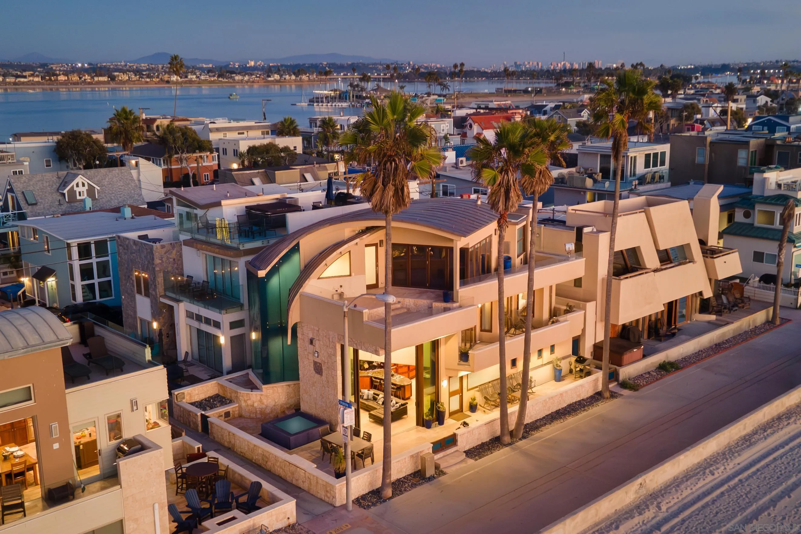 3921 Ocean Front Walk, San Diego, CA, 92109