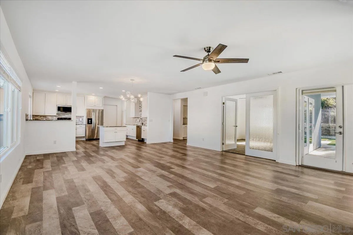 https://cdn.realtyfeed.com/cdn/127/260002130/2611add5042bb698c355dd53f3e0c913.webp