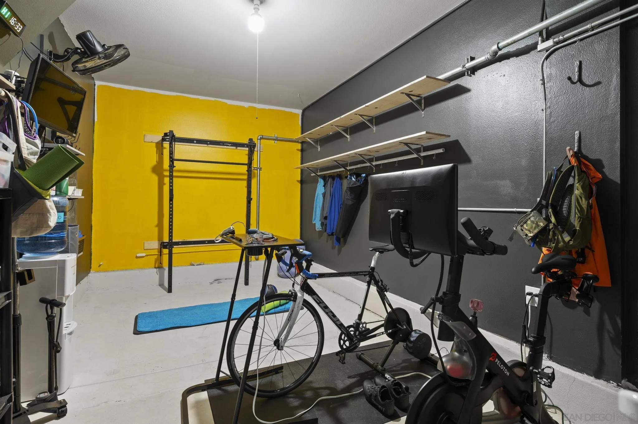 https://cdn.realtyfeed.com/cdn/127/260002131/137a6ee0bbbbb2460dac450980f73901.webp