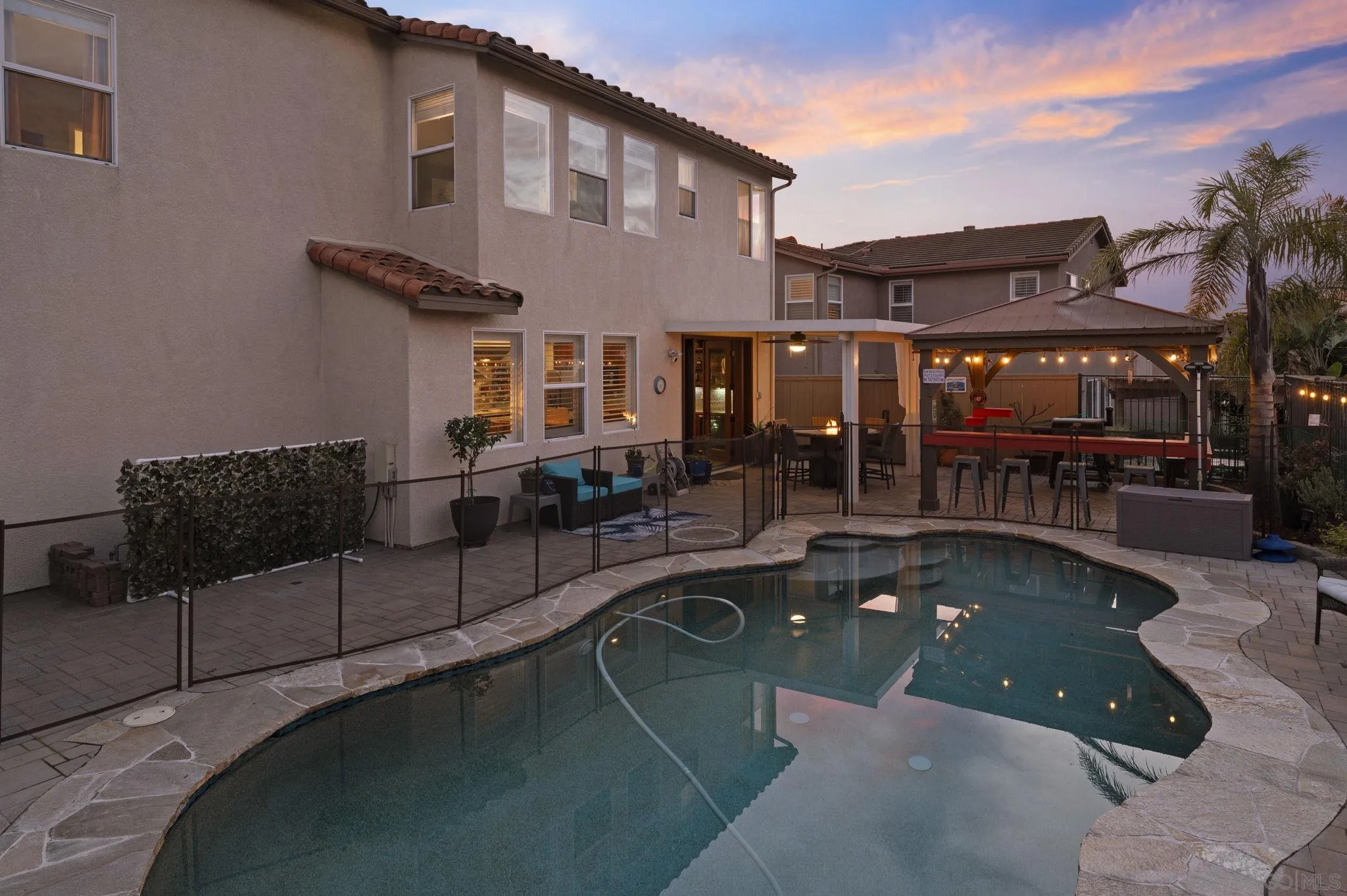 https://cdn.realtyfeed.com/cdn/127/260002131/e293f1837e728ee5938b900c7a20805c.webp