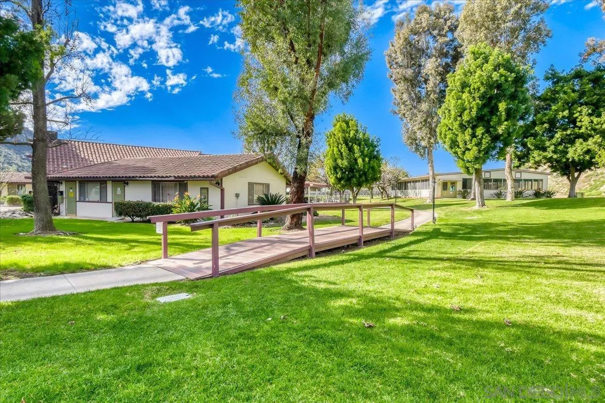 https://cdn.realtyfeed.com/cdn/127/260002132/fe83ed3cce535b81823df1d988b87889.webp