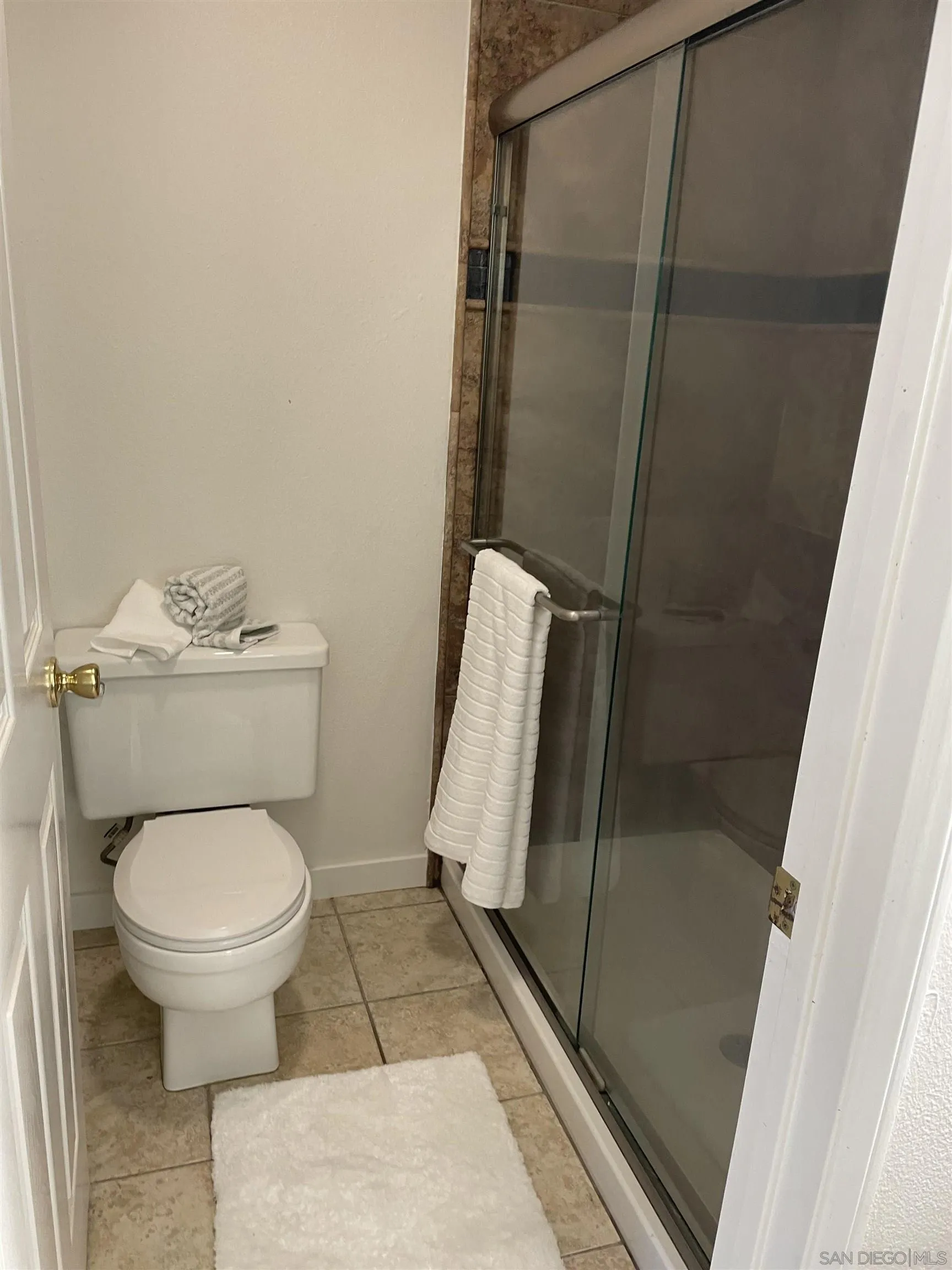 Photo #17: 260002137 Listing: Photo #17