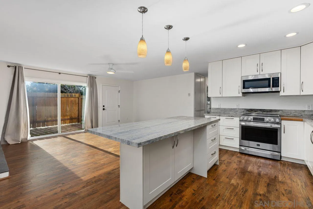Photo #9: 260002141 Listing: Photo #9