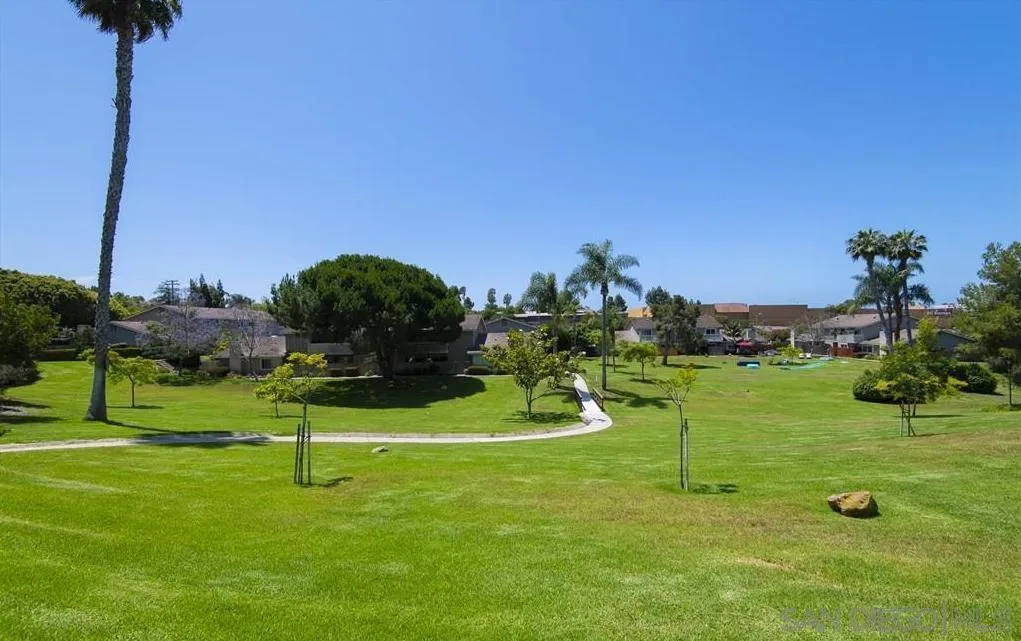 Photo #32: 260002141 Listing: Photo #32