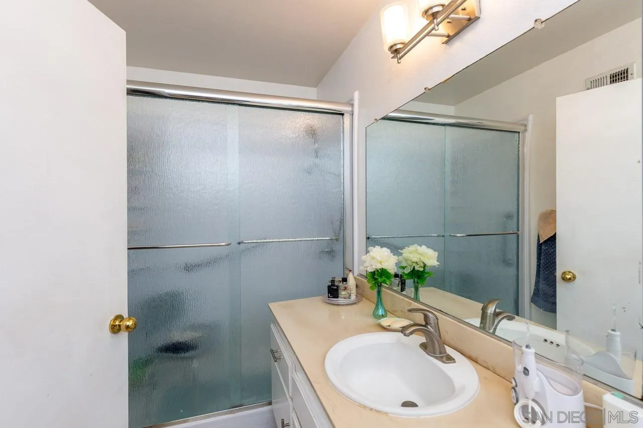 https://cdn.realtyfeed.com/cdn/127/260002147/c0259c74b14379a999dbb61c735b352d.webp