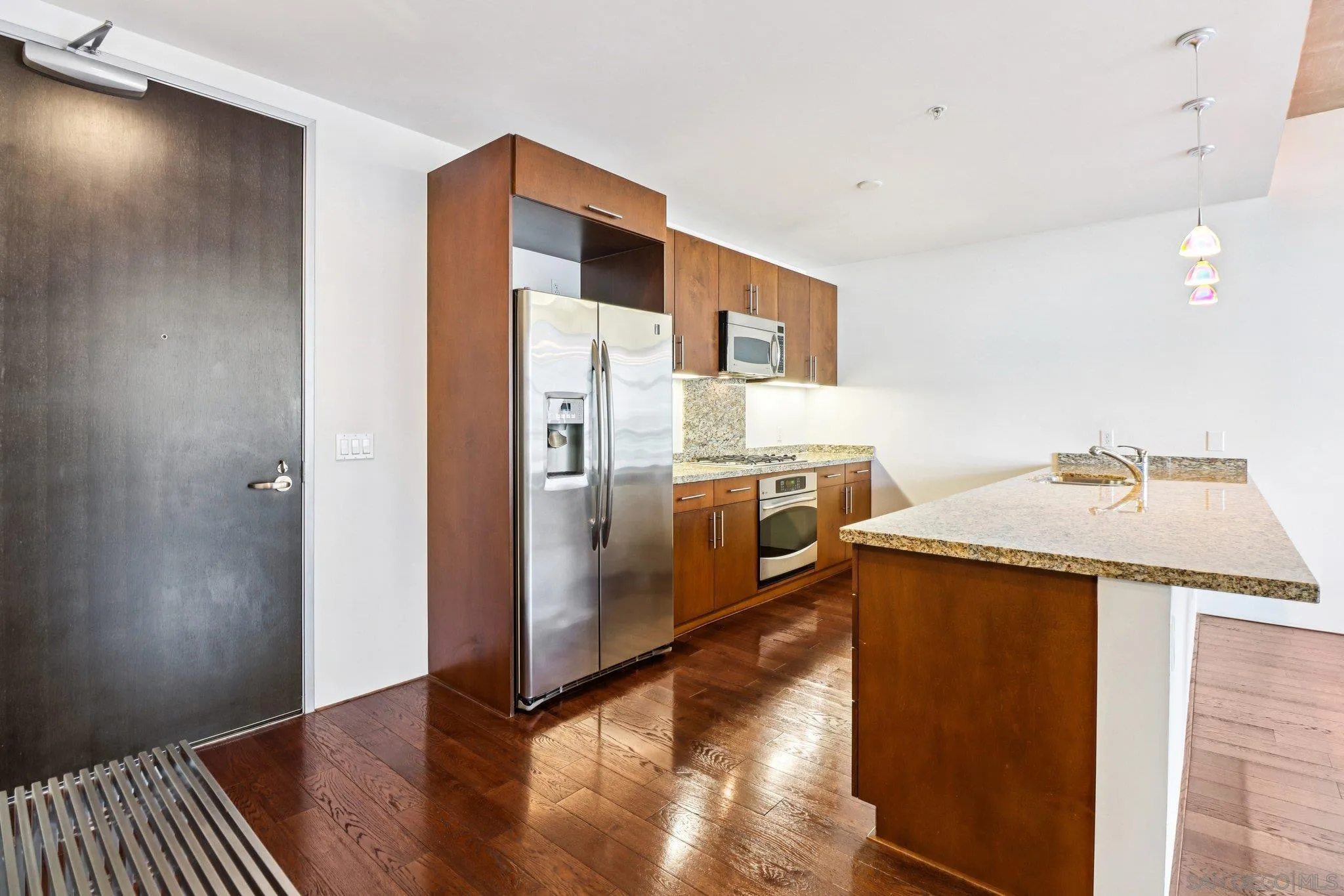 https://cdn.realtyfeed.com/cdn/127/260002149/8300523343758cce725adf6762ade32f.webp