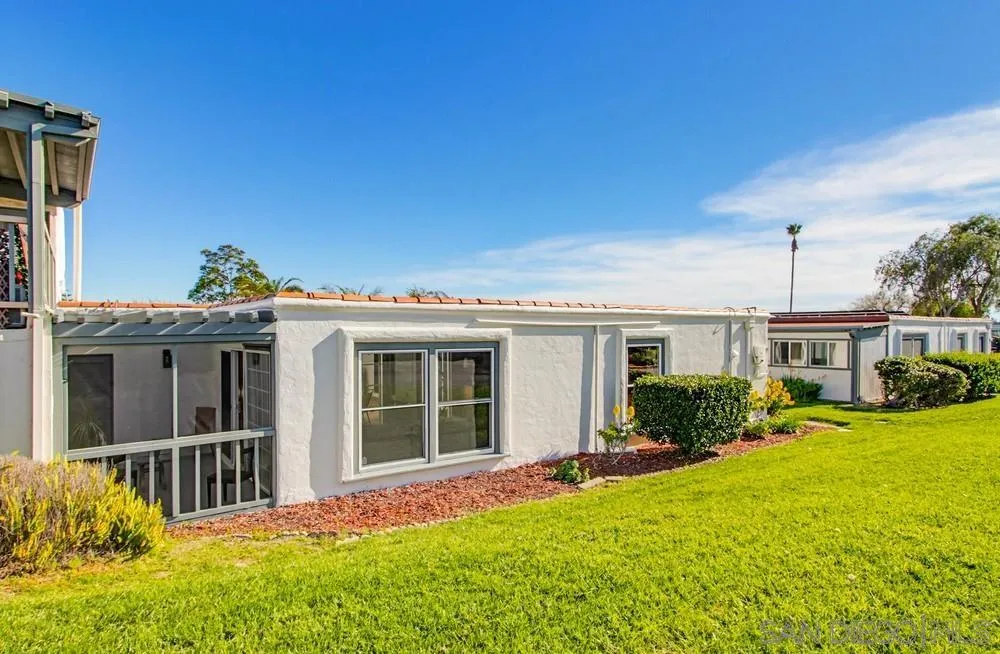 Photo #3: 260002155 Listing: Photo #3