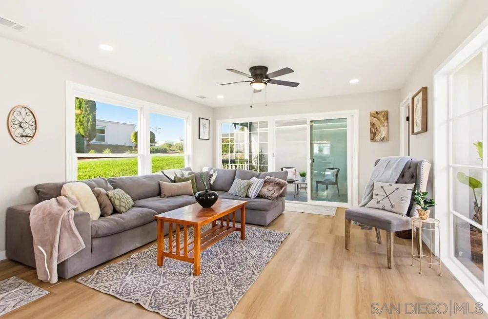 Photo #9: 260002155 Listing: Photo #9