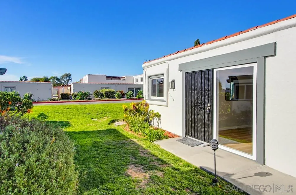 Photo #5: 260002155 Listing: Photo #5