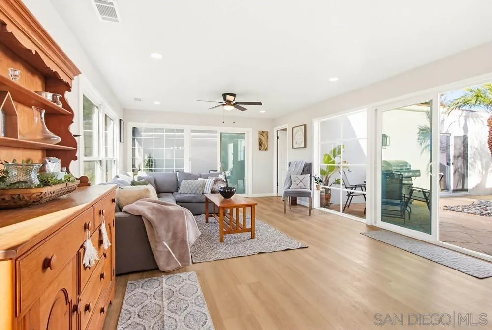 Photo #8: 260002155 Listing: Photo #8