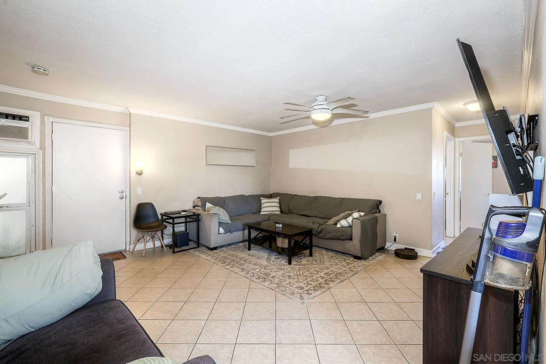 Photo #3: 260002159 Listing: Photo #3