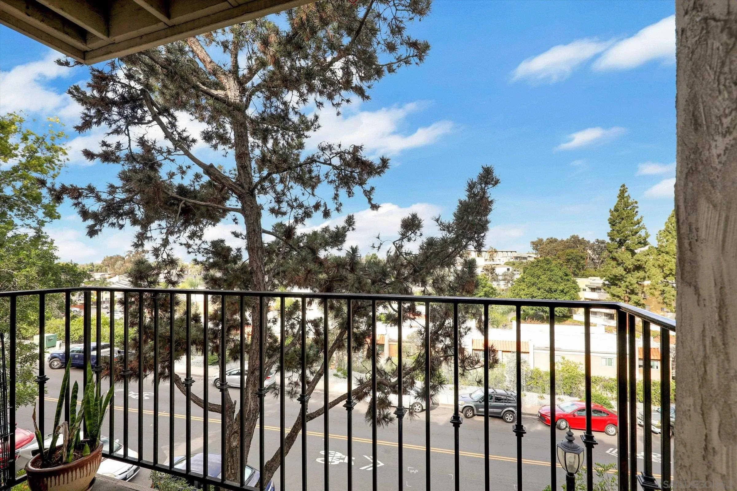 Photo #11: 260002160 Listing: Photo #11