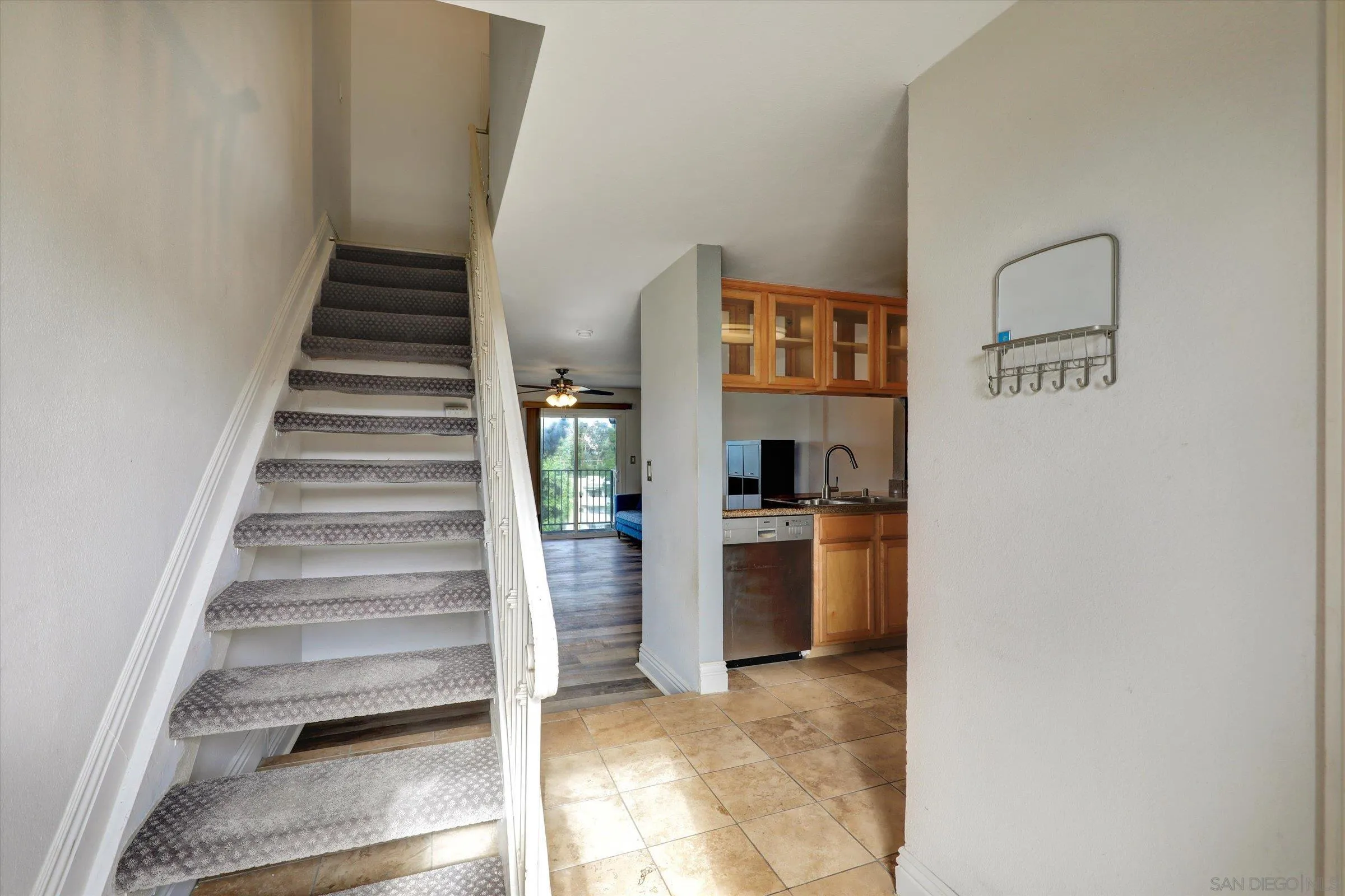 Photo #2: 260002160 Listing: Photo #2