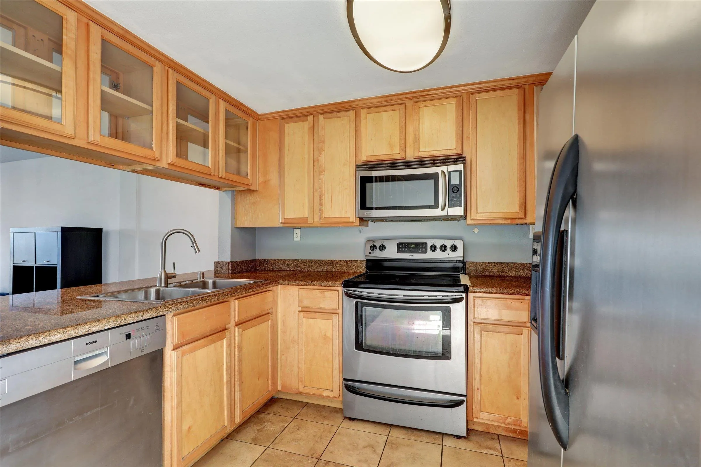 Photo #4: 260002160 Listing: Photo #4